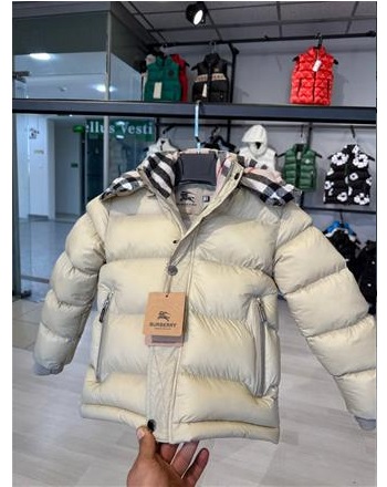 BURBERRY UNISEX BEJ MONT(ön sipariştir 20 ocak kargo çıkışları yapılacaktır)