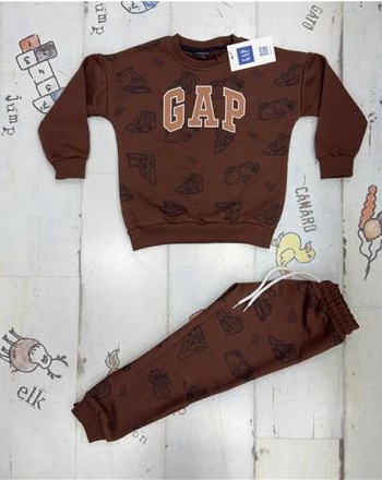 GAP baskılı kahve takım {3\10 YAŞ ARASI }