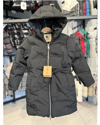 İŞLEMELİ KIZ SU GEÇİRMEZ SİYAH MONT(5/16 YAŞ ARASI)