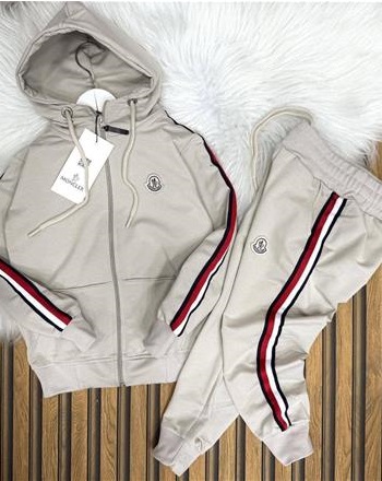 MONCHLER BEJ TAKIM(Büyük tercih edebilirsiniz)